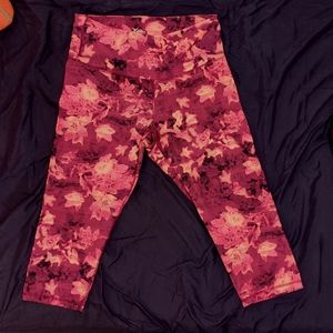 Old Navy Active High-Rise Crop Legging